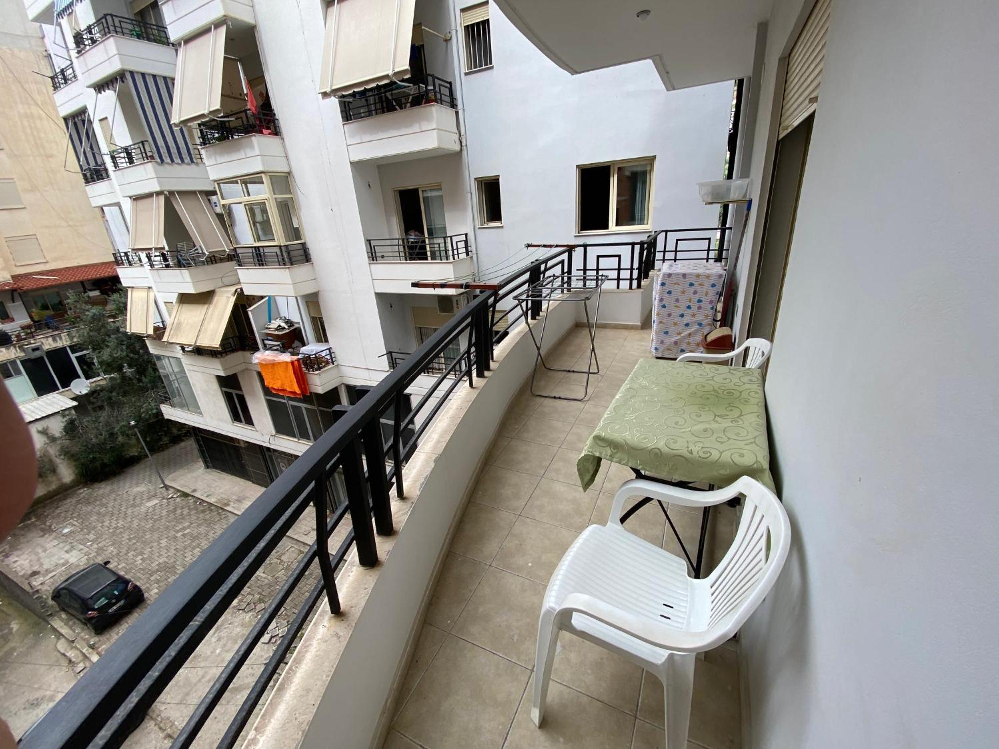 Liam Apartments Влёра Экстерьер фото
